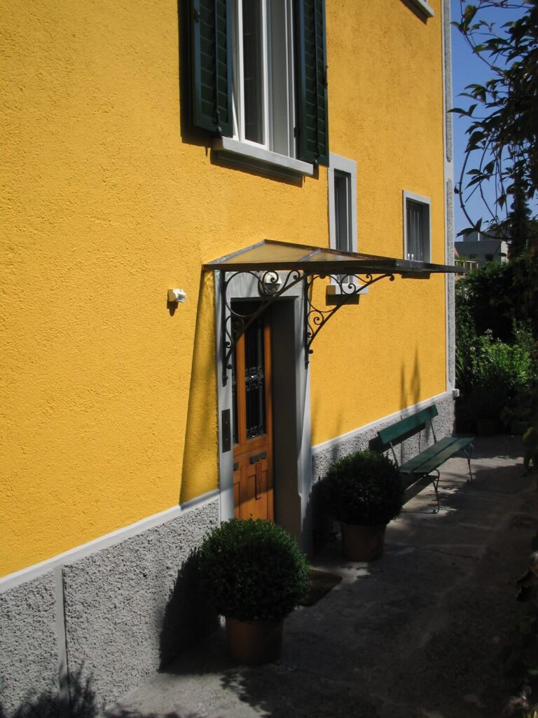 Fassadenrenonvation unter Einbzug des Heimatschutzes