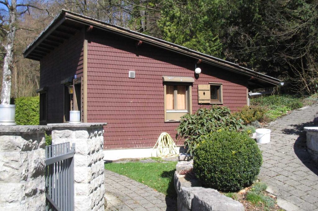 Haus vor der Anbringung der Aussendämmung